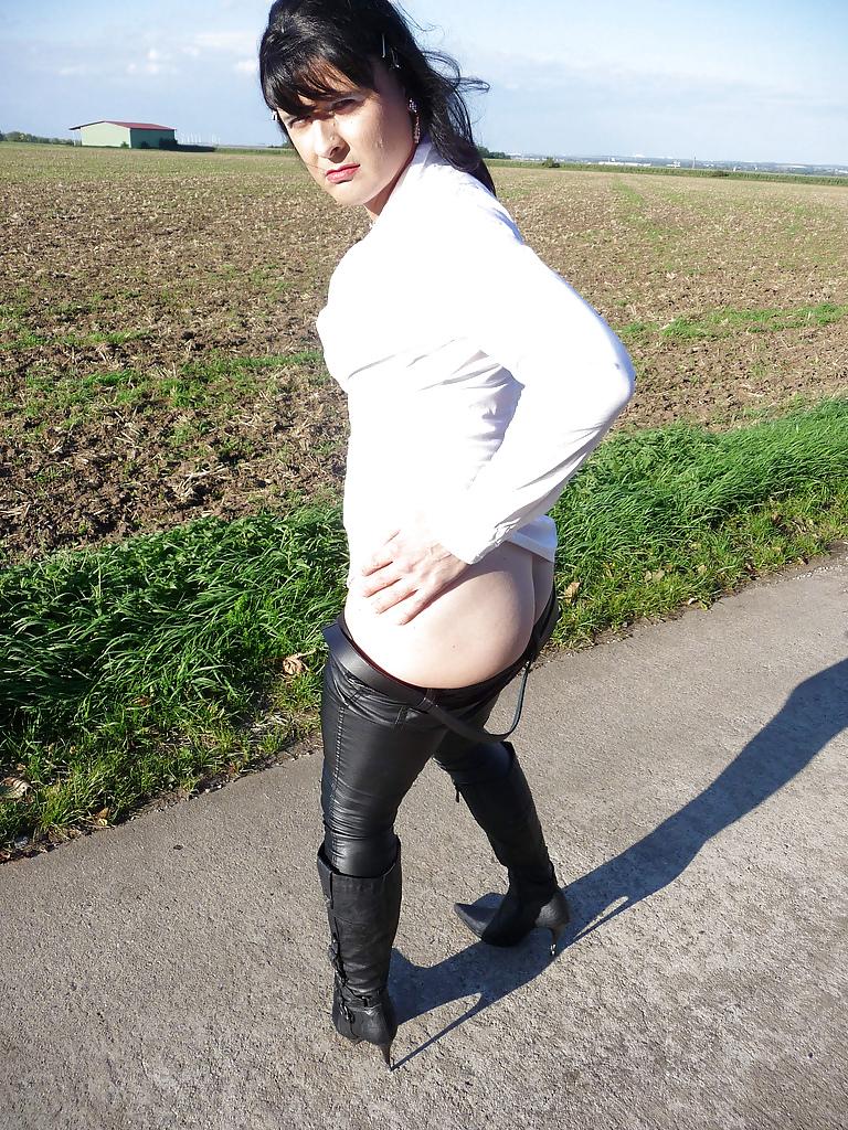 25P Hot young crossdresser