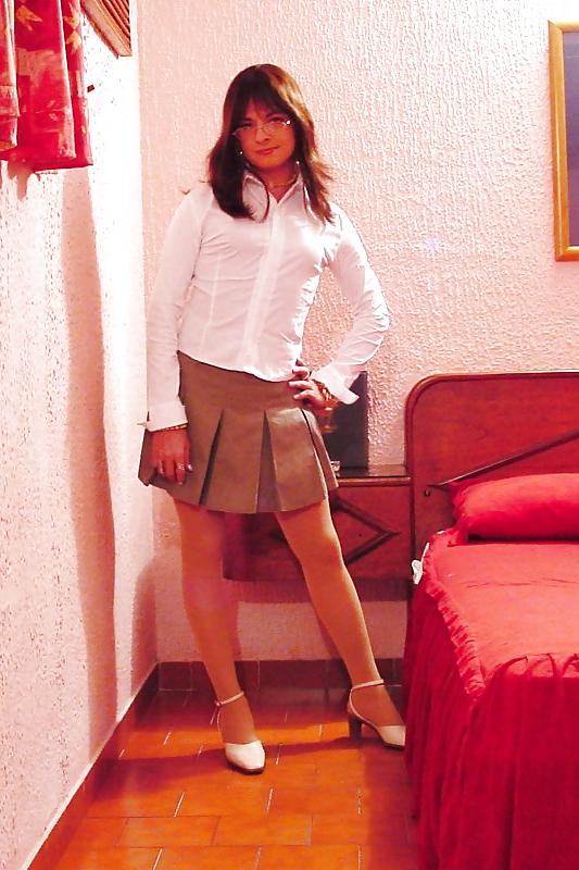 25P Hot young crossdresser