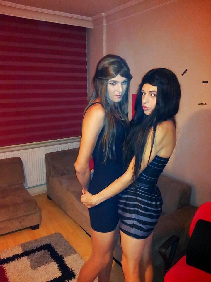 25P Random crossdresser, transvestite.....