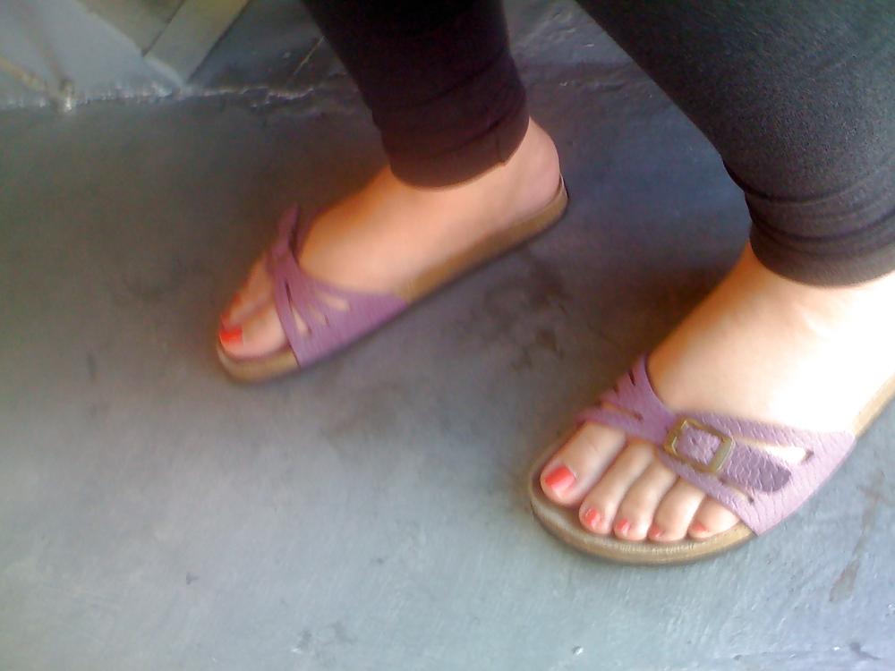 4P Yummier Pinay Feet 2