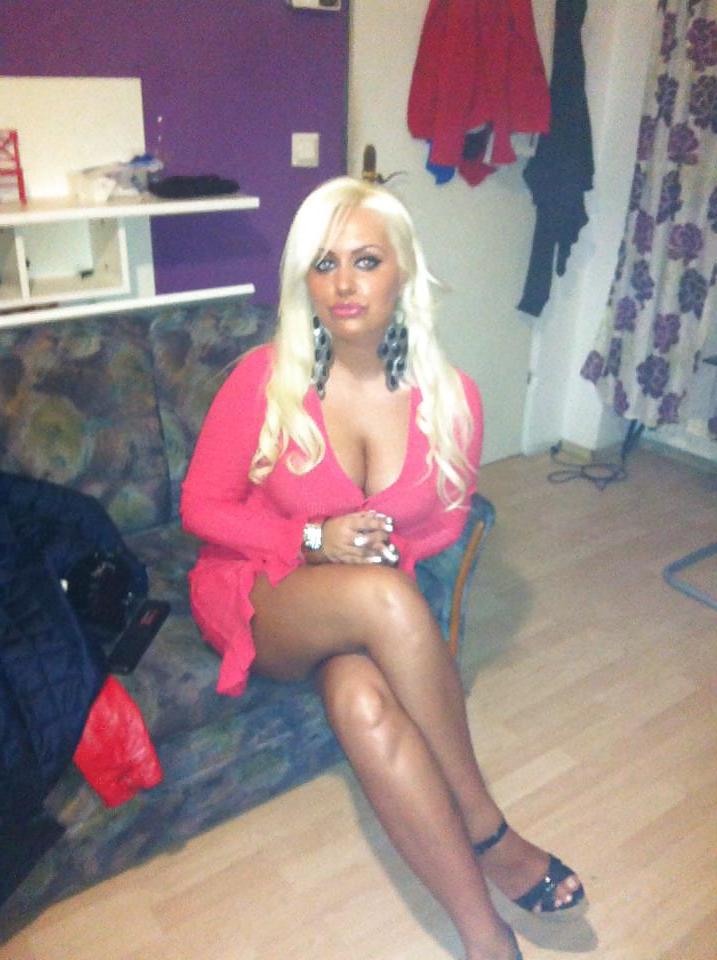 24P Croatian girl: Senada