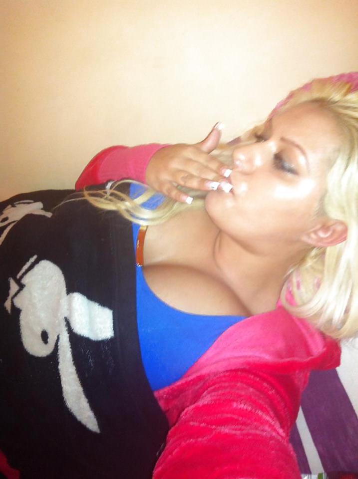 24P Croatian girl: Senada