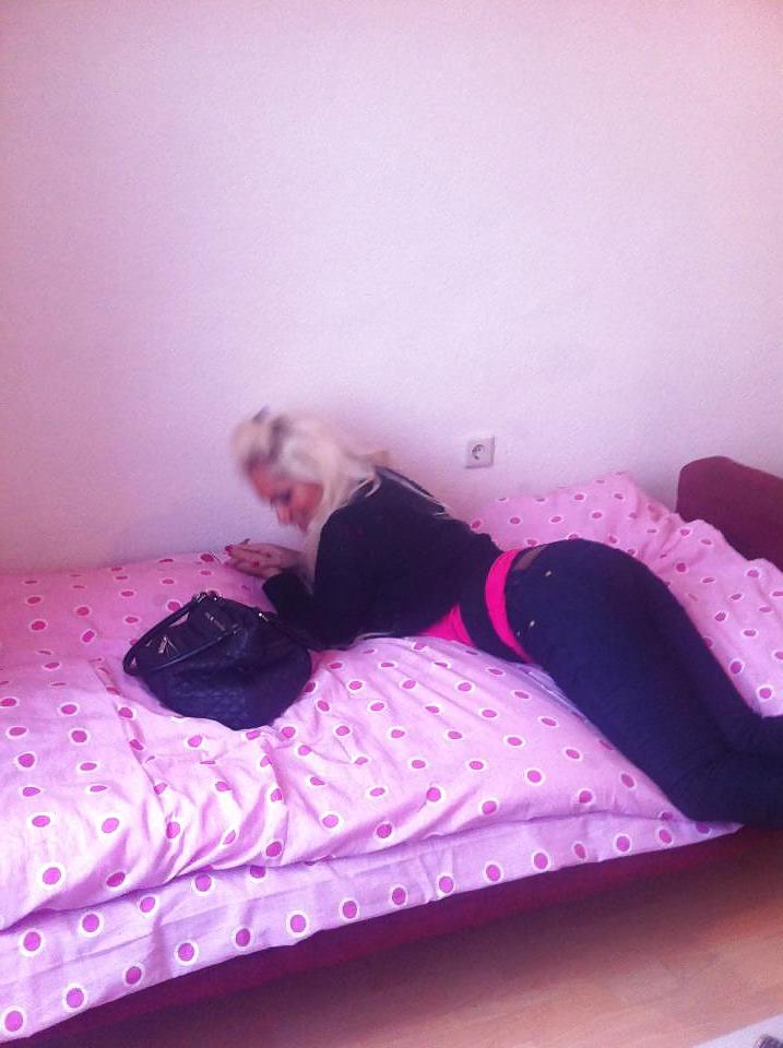 24P Croatian girl: Senada