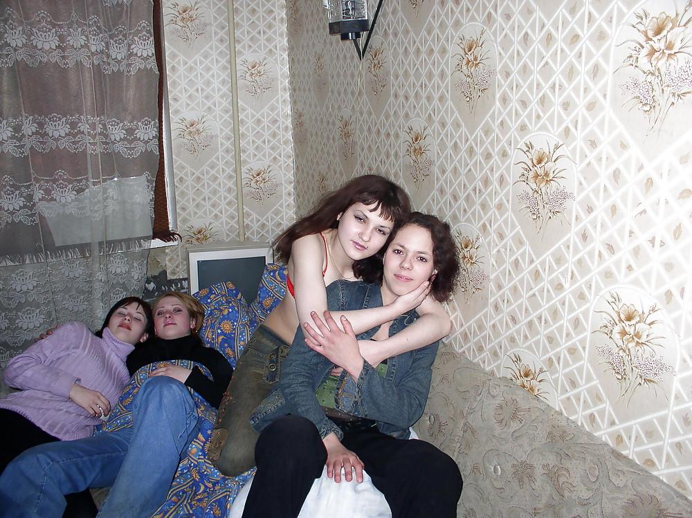 22P Sexy Homemade Teen Lesbians