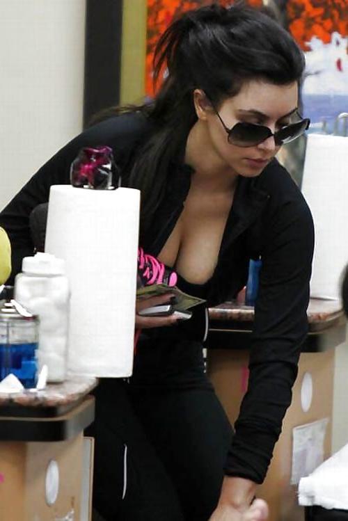 25P Beautiful Celebs Nipslip 5 by Voyeur TROC