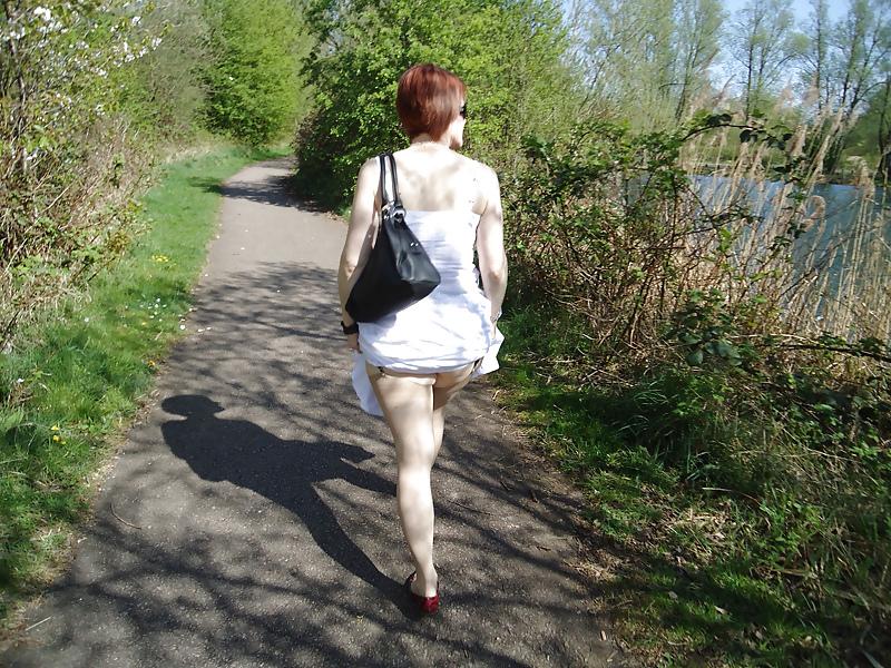 20P Women wearing stockings outdoor.