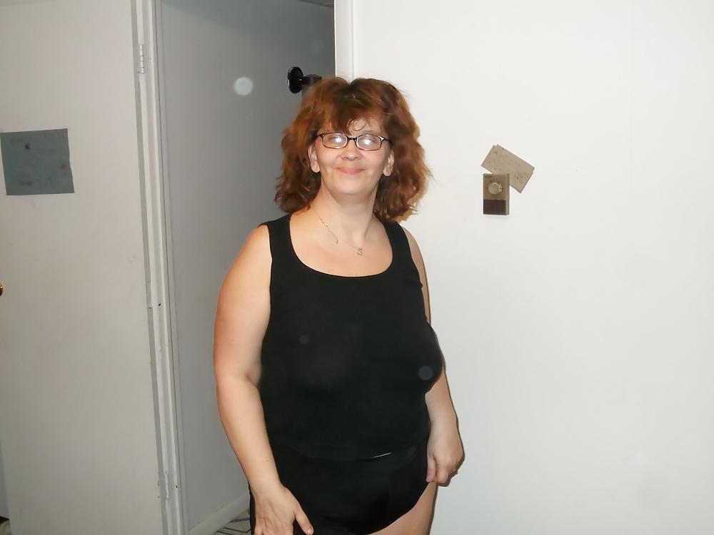 25P More of my Wife's plump ass, tits.