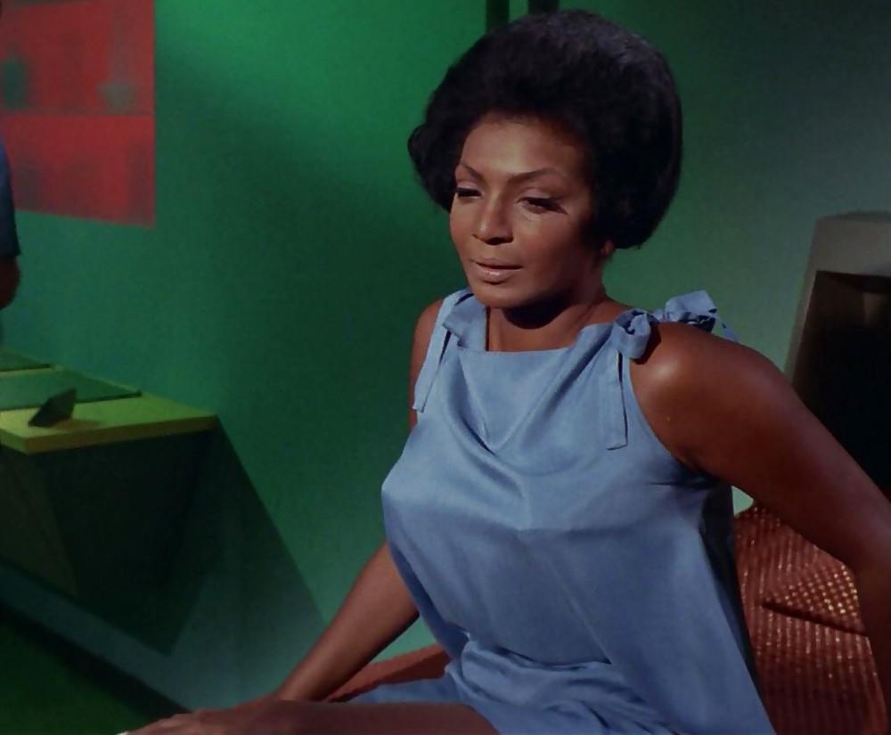 25P Lt. Uhura - Nichelle Nichols Nude - Vintage