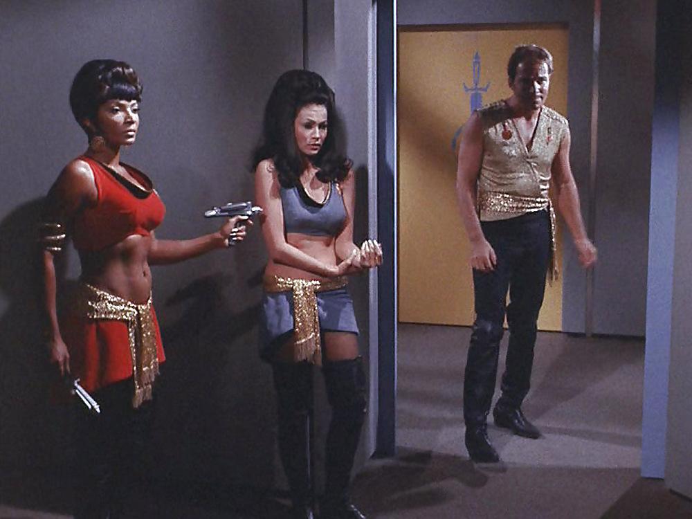 25P Lt. Uhura - Nichelle Nichols Nude - Vintage