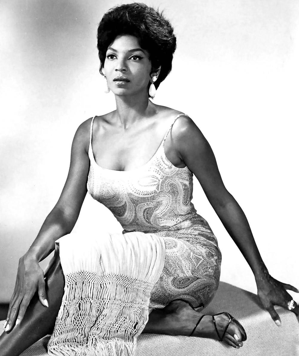 25P Lt. Uhura - Nichelle Nichols Nude - Vintage