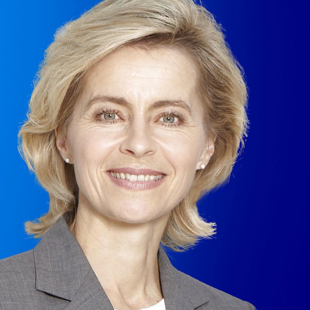 12P Deutsche Politik Fotzen1