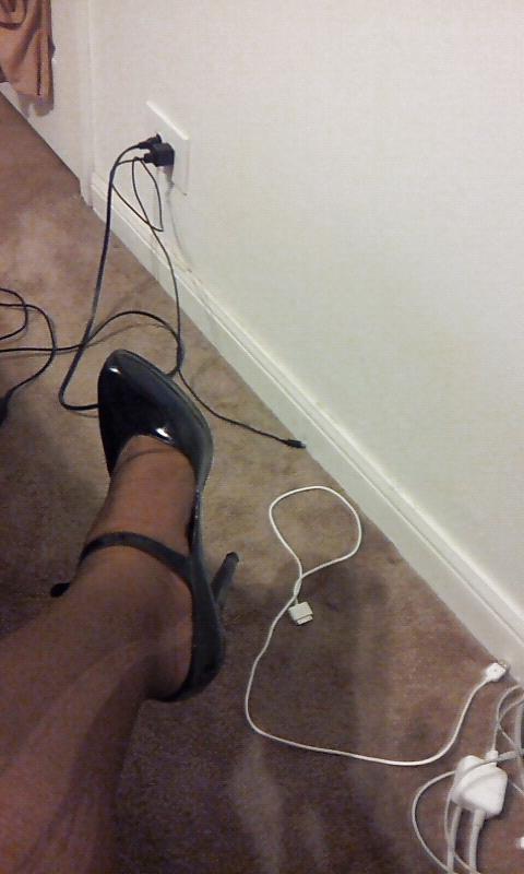 25P Stepmom's Heels and torn sheer pantyhose