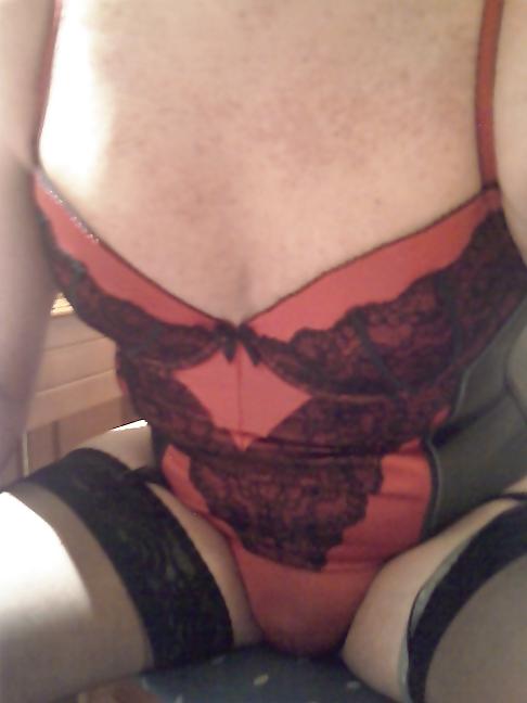16P Old Crossdressing Pictures