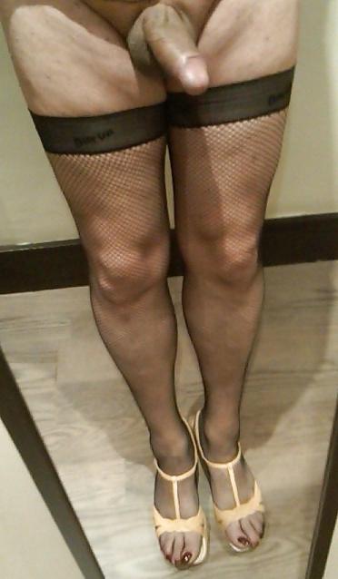 16P Old Crossdressing Pictures