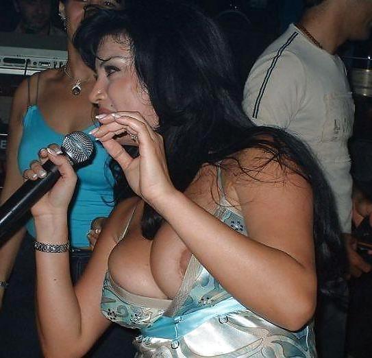 20P Downblouse Nip Slip 1 (boyaka)