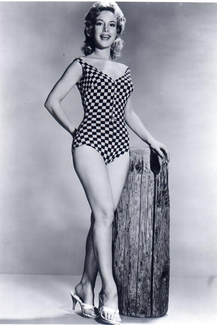 22P Barbara Eden