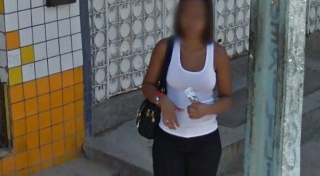25P Candid Street Amatuer