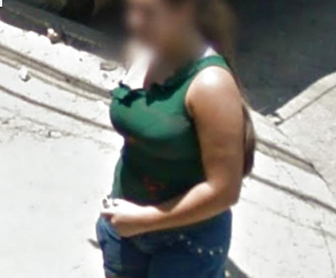 25P Candid Street Amatuer