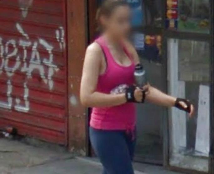 25P Candid Street Amatuer
