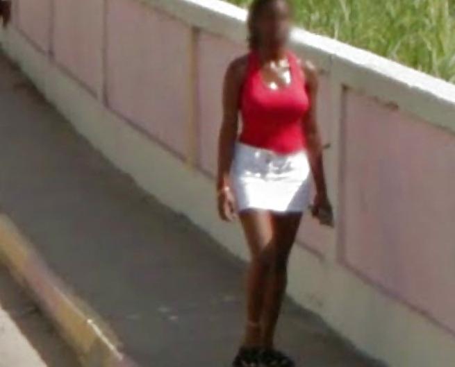 25P Candid Street Amatuer