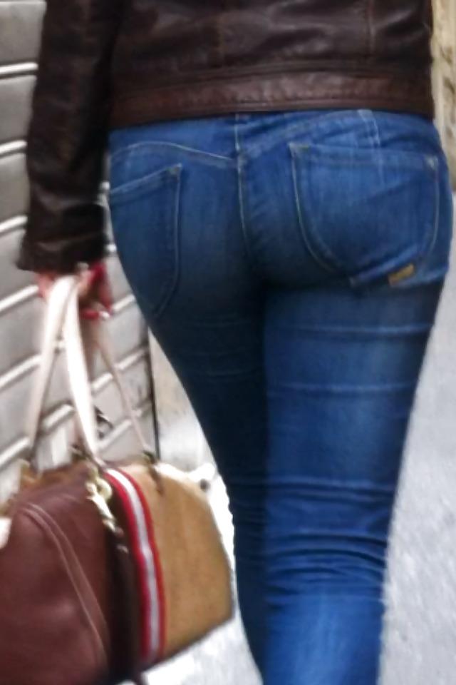 10P BEST ASSES - street 3 (comment please)