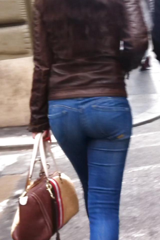 10P BEST ASSES - street 3 (comment please)