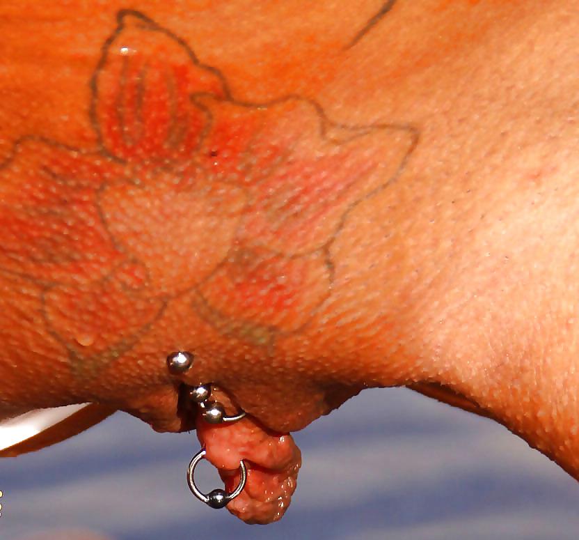 15P Girls with piercing 03