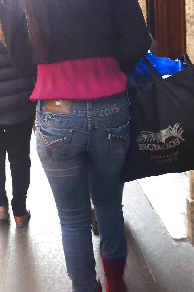 12P BEST ASSES - street 6 (comment please)