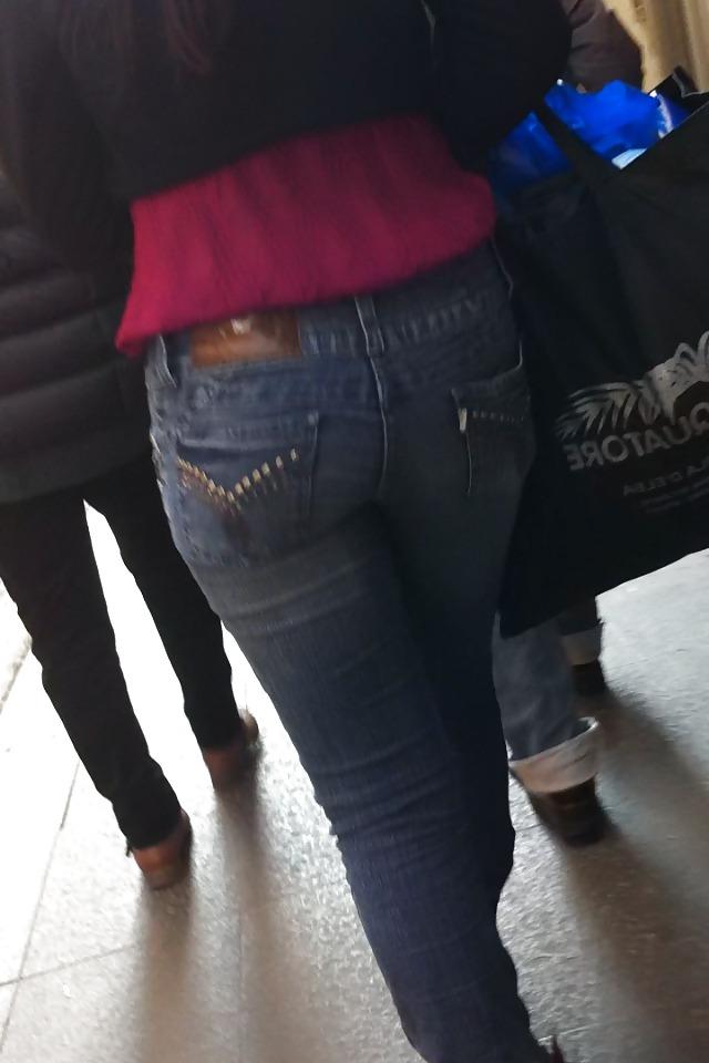 12P BEST ASSES - street 6 (comment please)