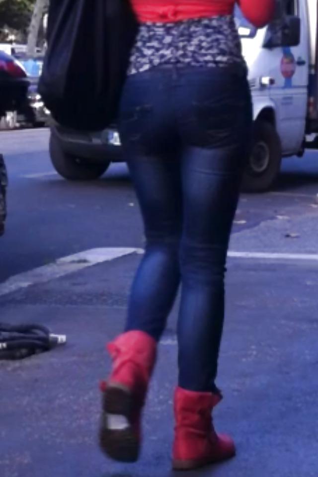 12P BEST ASSES - street 6 (comment please)