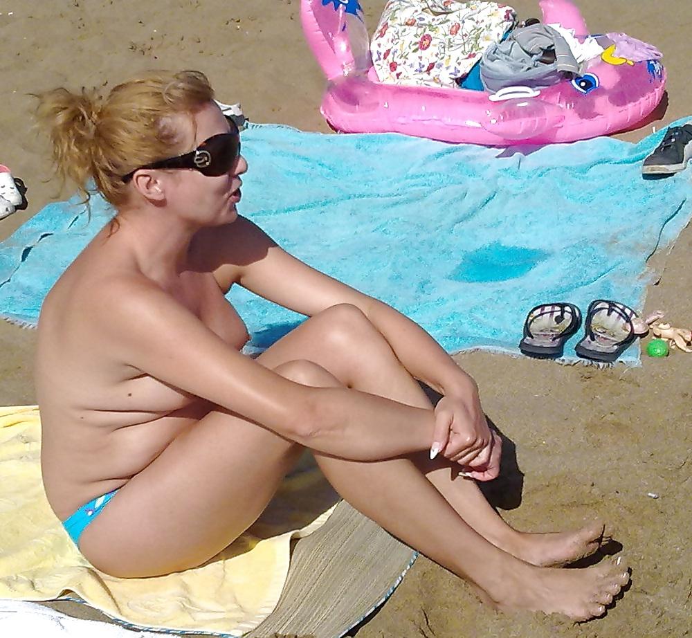 25P Wives On Vacation 2