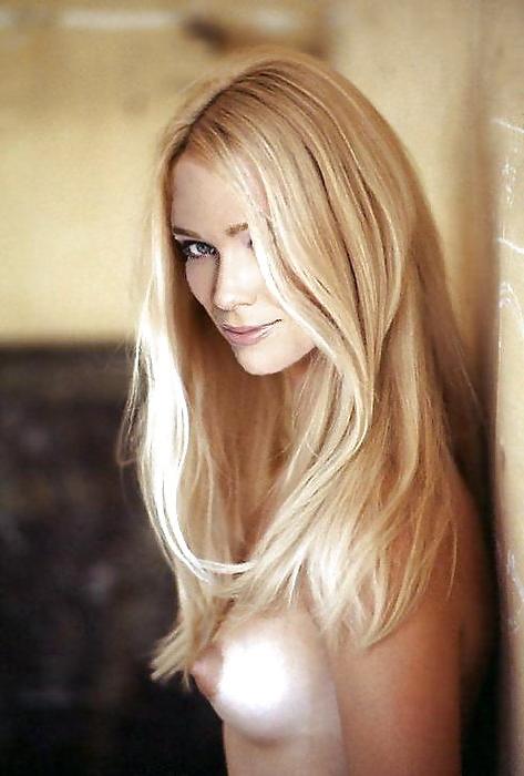 10P Laurie Holden - Naked & Fucked (Fakes)