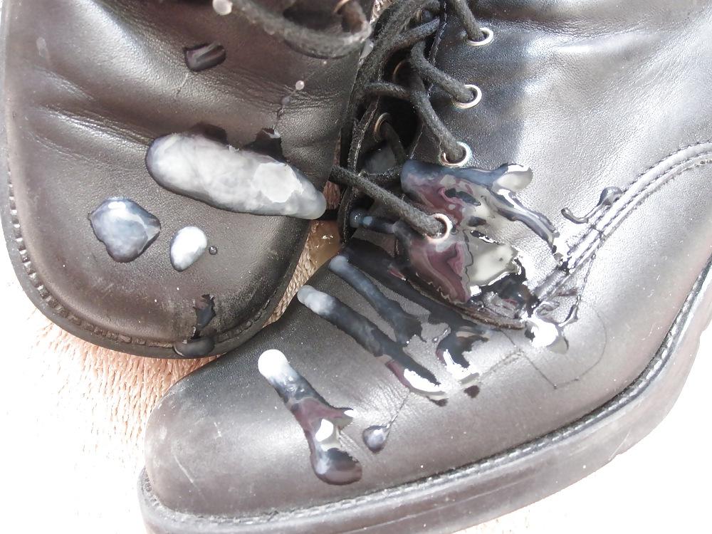 4P Black Leather Heeled Boots Cummed
