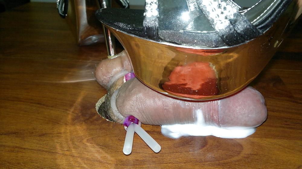 22P TRAMPLE, SHOEJOB, HIGH HEELS MY WIFE, CUM