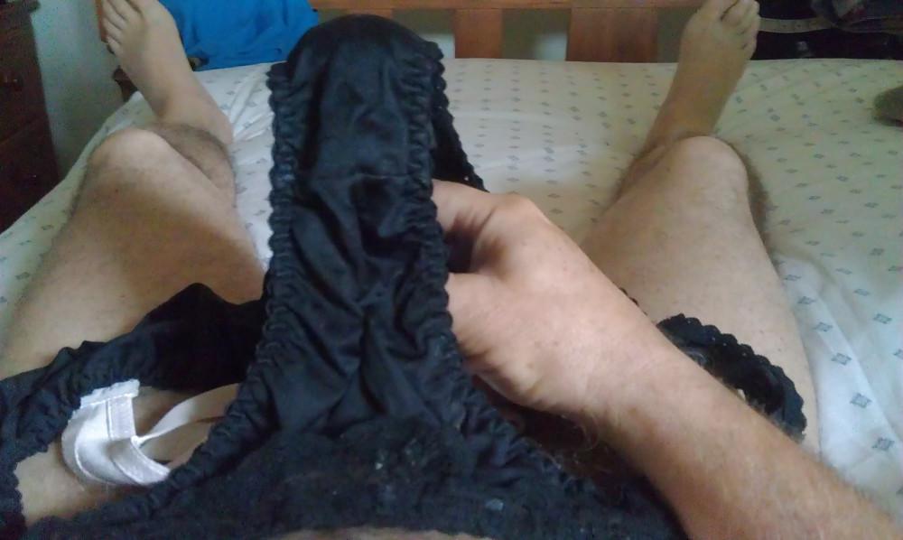 12P Panty masturbation time. Please comment.