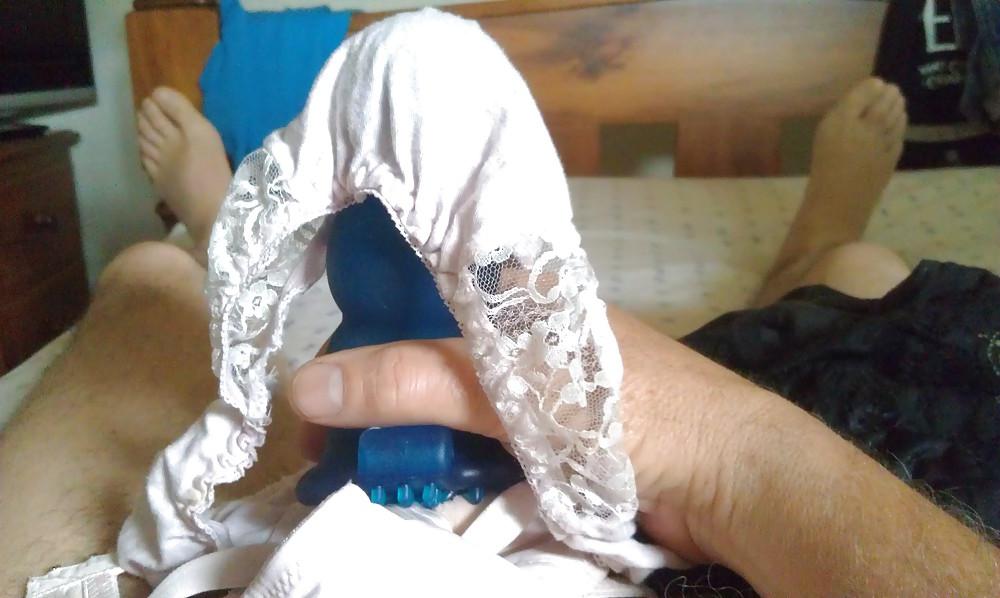12P Panty masturbation time. Please comment.