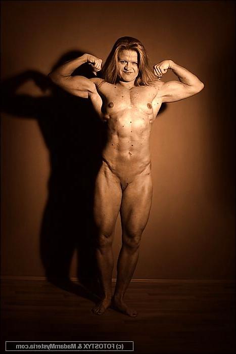 25P NUDE MUSCLE WOMEN FROM CZECH REPUBLIC