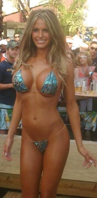 24P Big Boobs & Bodies 79