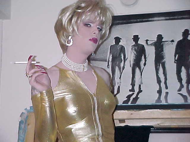 17P Smoking crossdressers