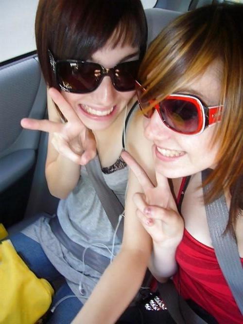 25P Super hot emo chick