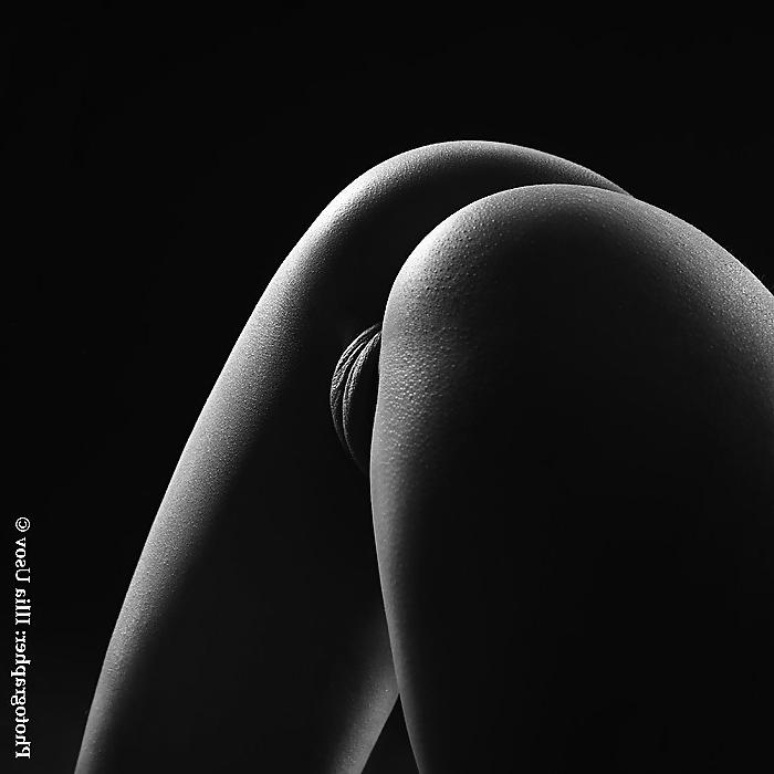 25P Erotic Photo