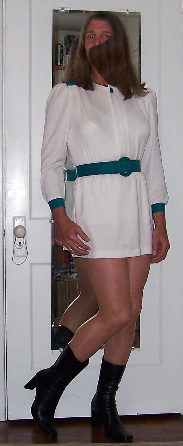 12P Crossdressing - Stewardess
