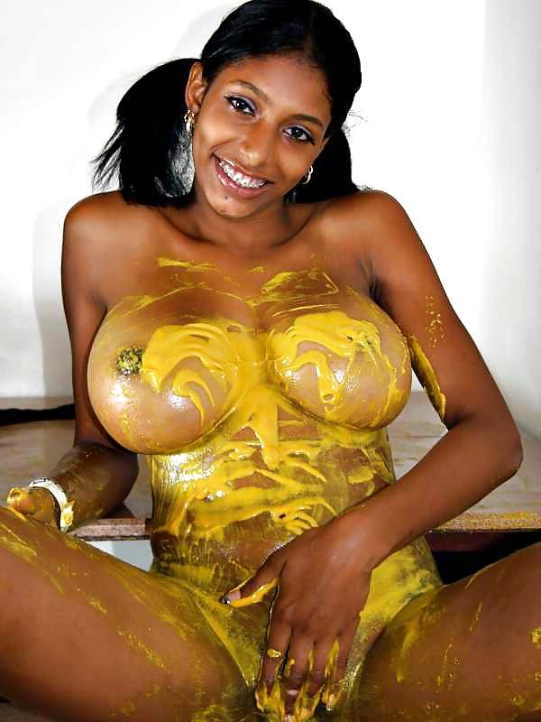 15P Big Boobs latina 