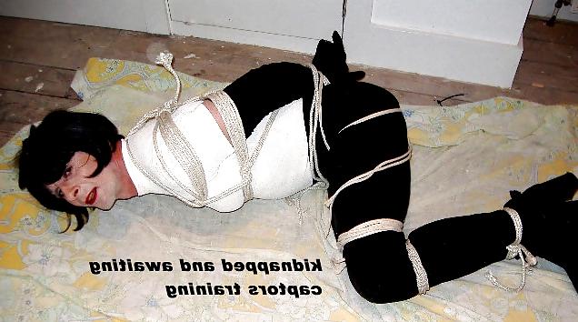 10P Master displays his sissy whore