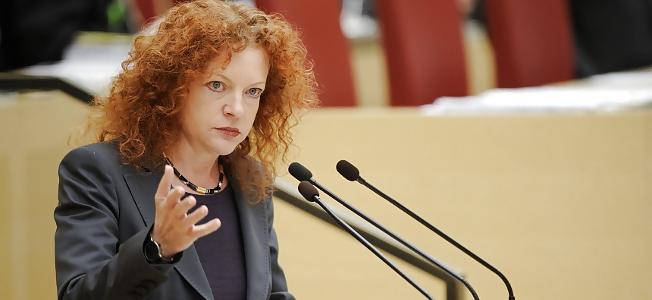 8P Margerete Bause Hot German Politician 2