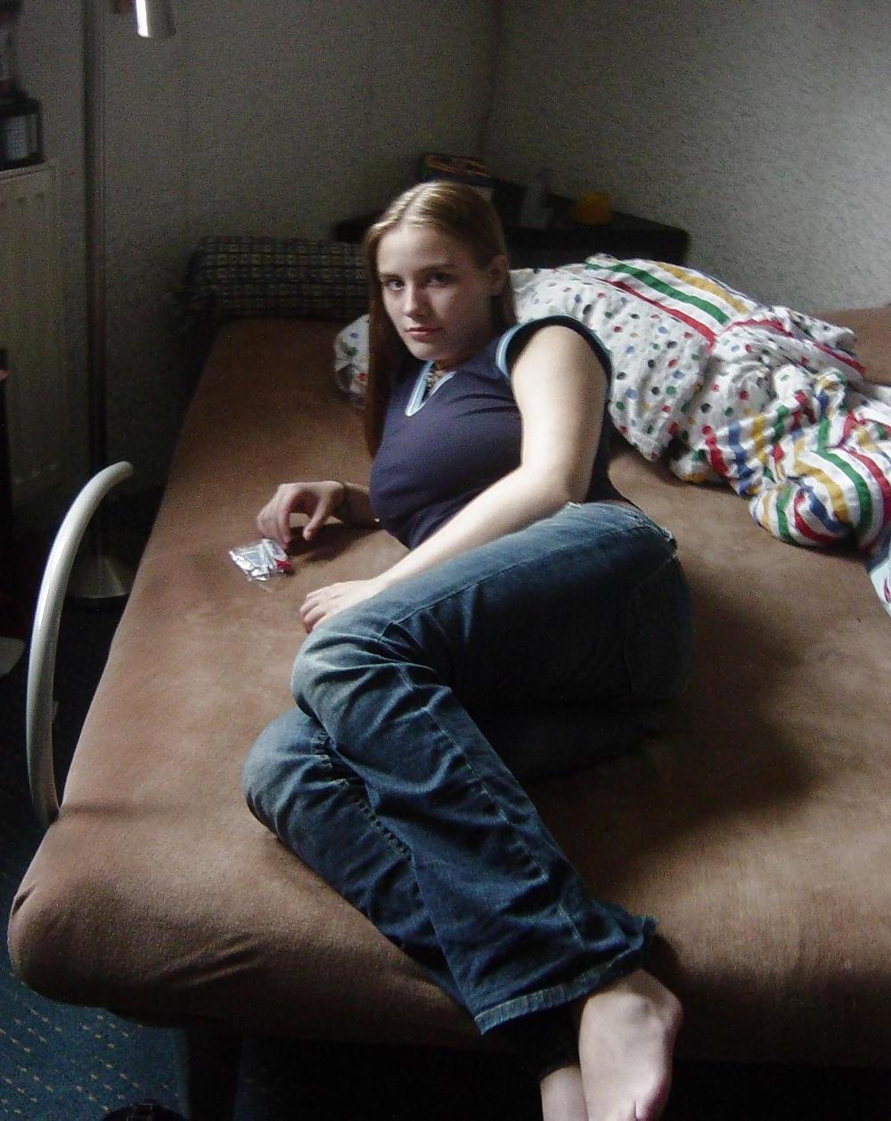 13P She don't wanna be exposed on web 3 - Heavy Tits Blonde