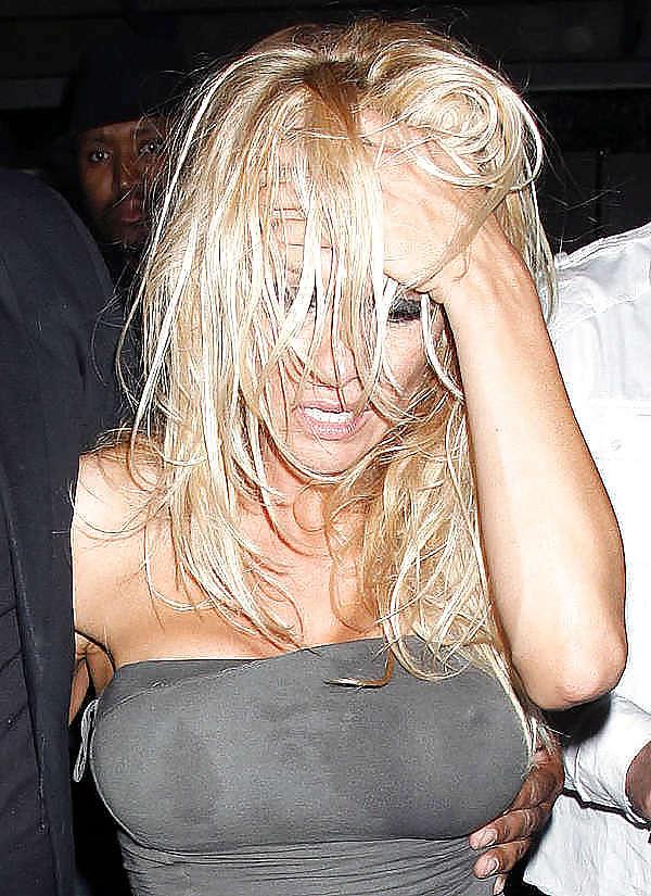 25P Beautiful Celebs Seethrough by Voyeur TROC