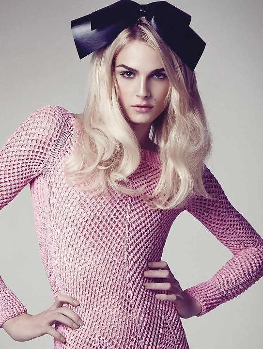 25P Beautiful Celebs Seethrough by Voyeur TROC