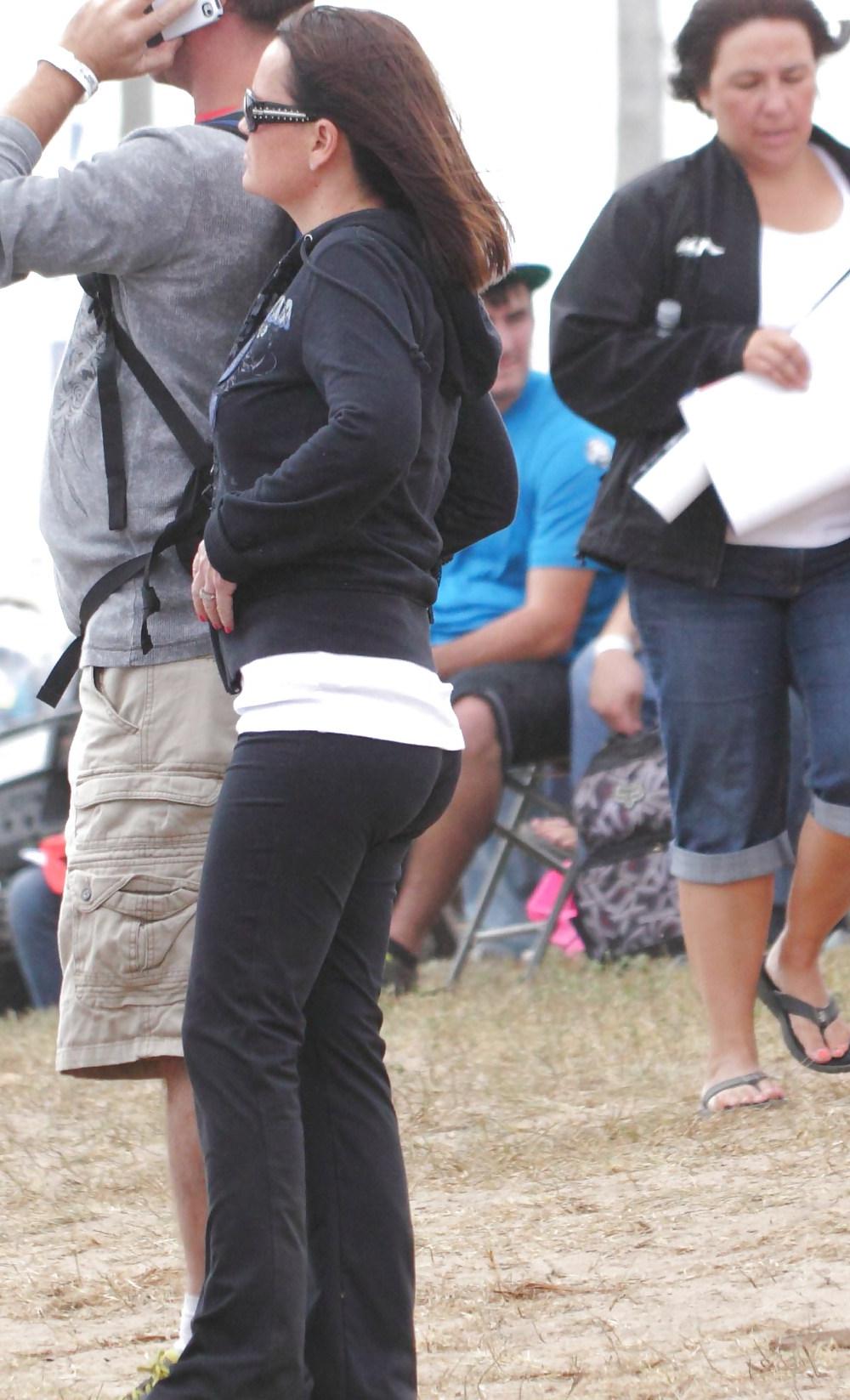 8P Milf Booty at Centennial Park Etobicoke, Toronto Canada