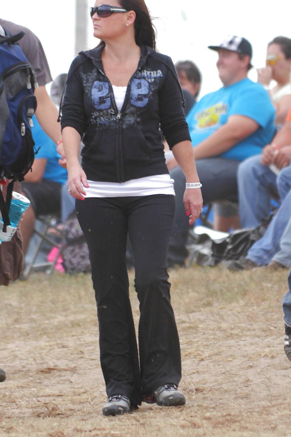 8P Milf Booty at Centennial Park Etobicoke, Toronto Canada